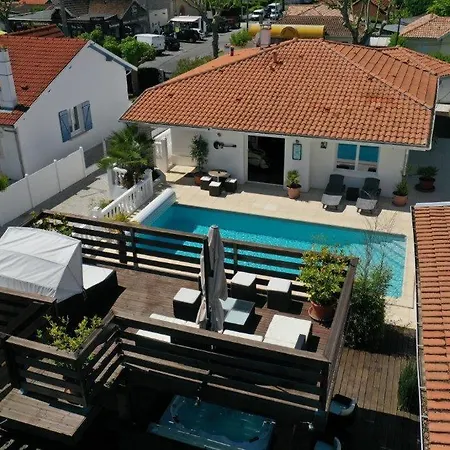 Vakantiehuis Au Calme Piscine Jacuzzi Hamam *