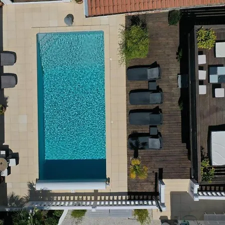 Au Calme Piscine Jacuzzi Hamam *